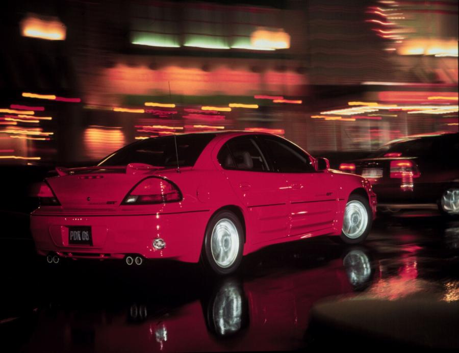  Pontiac Grand Am 1999 года  (фото 13 из 21)